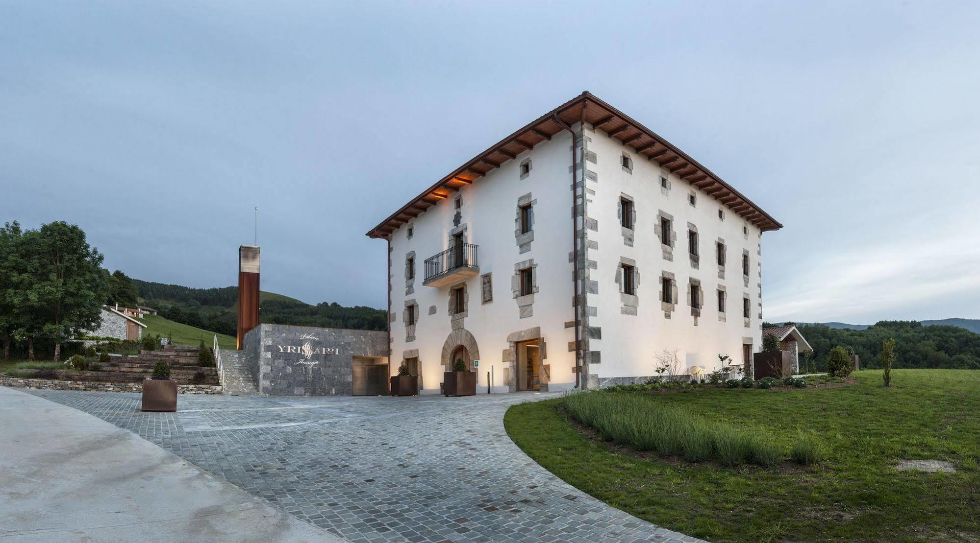 Palacio De Yrisarri By Irrisarri Land Igantzi Eksteriør billede